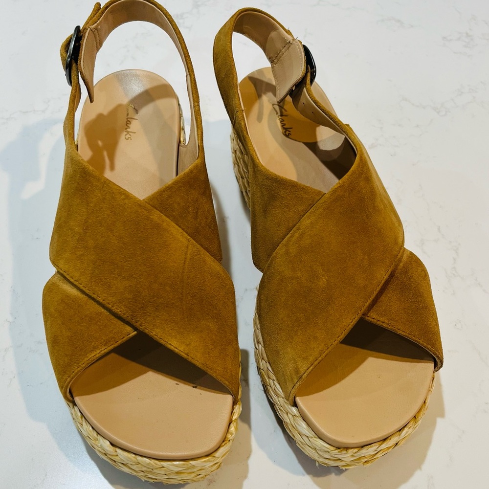 Clarks Kimmei Cross Suede Sandals (Wedge Espadrilles Platform) Tan Size 8